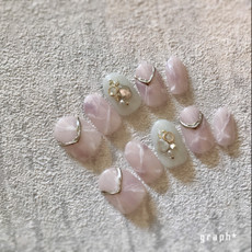 ふんわり淡いピンク × ホワイトのブライダルオーダーチップネイル｜graph* nail & design｜福井県福井市の隠れ家ネイルサロン